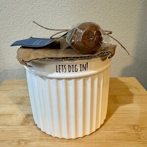 Pfaltzgraff Dip Bowl with Spreader “Let’s Dig In” and “Spread the Love”